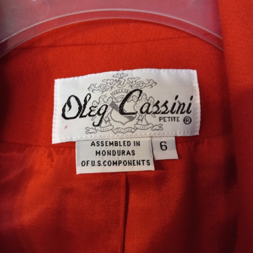 Vintage 100% Wool Oleg Cassini Red Double breasted Blazer Size 6 - Picture 2 of 5